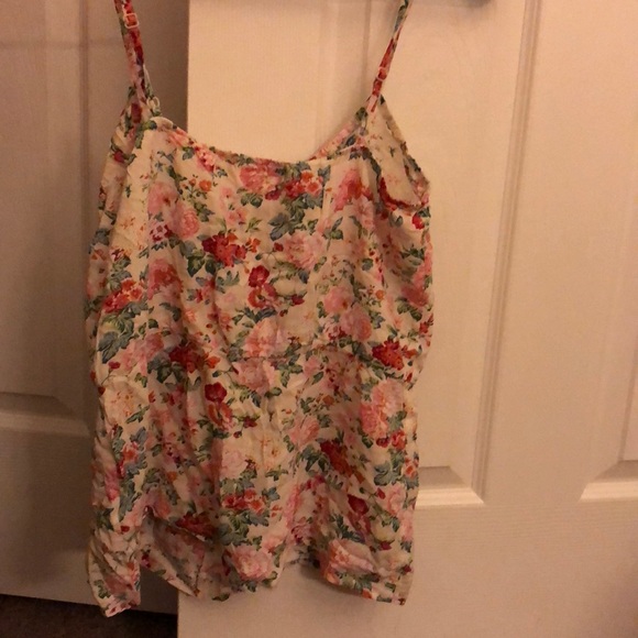Floral sleeveless top - Picture 2 of 3